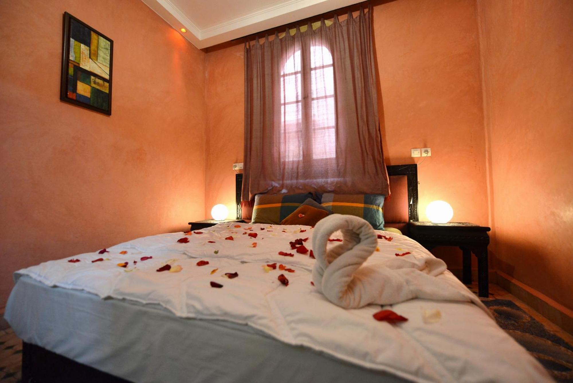 Hotel Riad Tamazouzte Marrakesh Esterno foto
