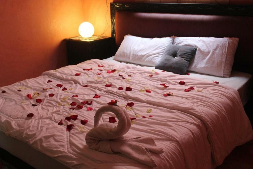 Hotel Riad Tamazouzte Marrakesh Esterno foto