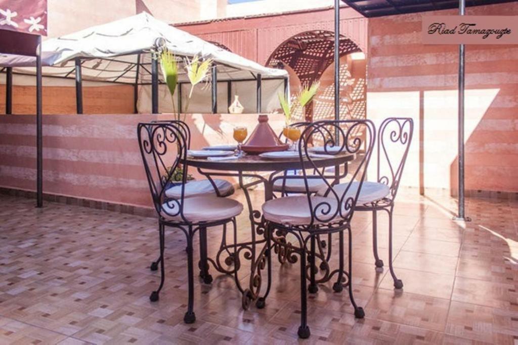 Hotel Riad Tamazouzte Marrakesh Esterno foto